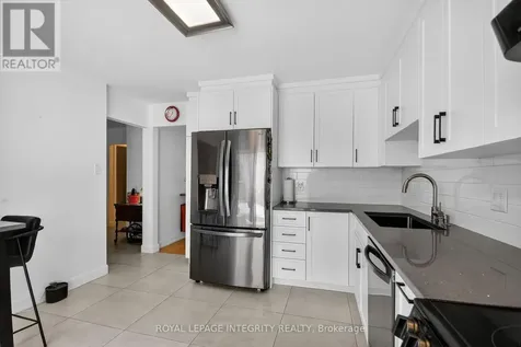 2092 Legrand Crescent Ottawa ON K1E 3T6