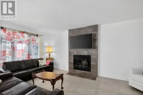2092 Legrand Crescent Ottawa ON K1E 3T6