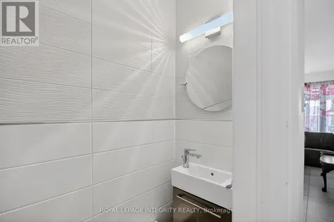 2092 Legrand Crescent Ottawa ON K1E 3T6