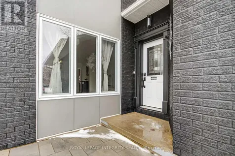 2092 Legrand Crescent Ottawa ON K1E 3T6