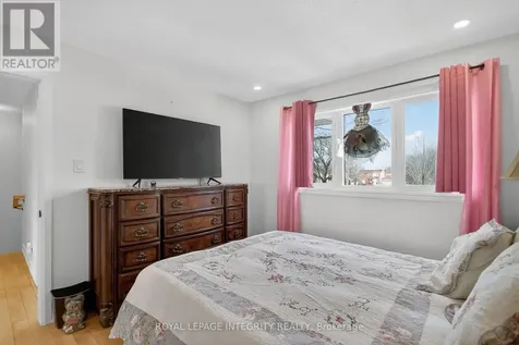 2092 Legrand Crescent Ottawa ON K1E 3T6