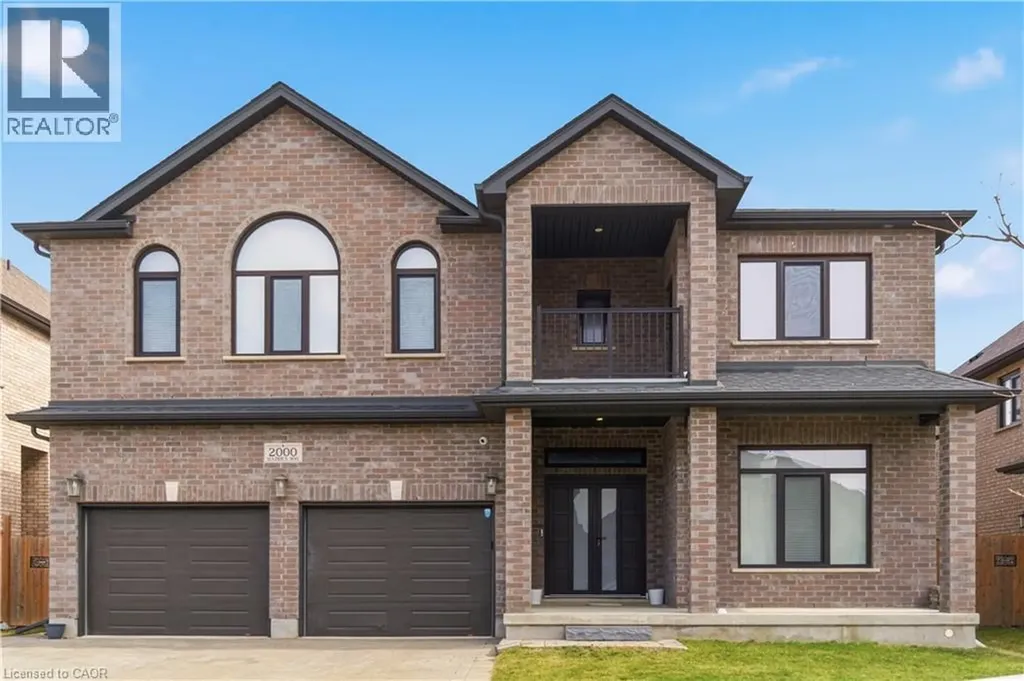 2000 Maddex Way London ON N5X 0M9