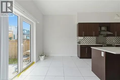 2000 Maddex Way London ON N5X 0M9