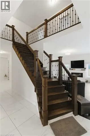 2000 Maddex Way London ON N5X 0M9