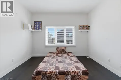 2000 Maddex Way London ON N5X 0M9