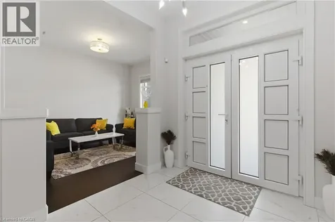 2000 Maddex Way London ON N5X 0M9