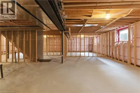 2000 Maddex Way London ON N5X 0M9