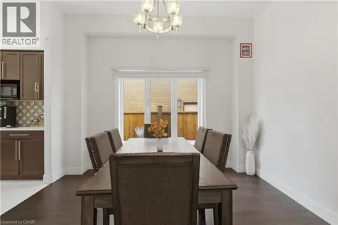 2000 Maddex Way London ON N5X 0M9