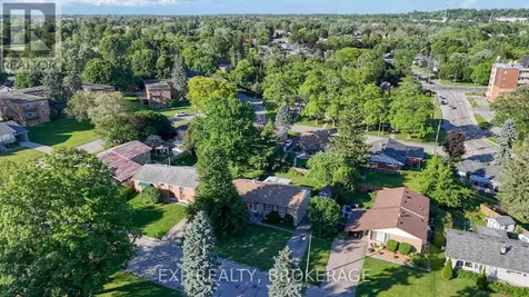 19 Convay Crescent Brockville ON K6V 5A2
