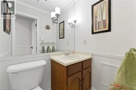 324 Burnett Avenue Cambridge ON N1T 1G6