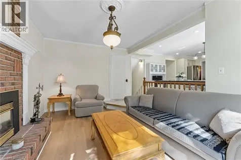 324 Burnett Avenue Cambridge ON N1T 1G6