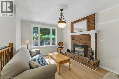 324 Burnett Avenue Cambridge ON N1T 1G6