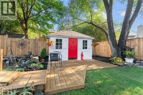324 Burnett Avenue Cambridge ON N1T 1G6