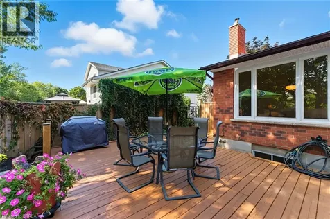 324 Burnett Avenue Cambridge ON N1T 1G6