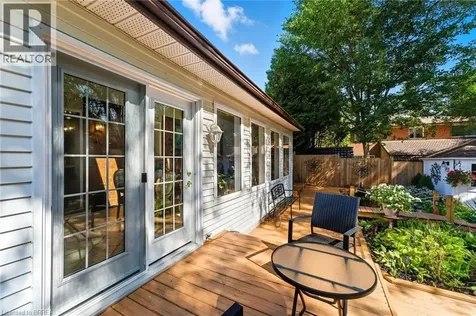324 Burnett Avenue Cambridge ON N1T 1G6