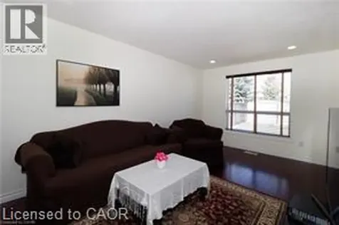 545 Chesapeake Crescent Waterloo ON N2K 4G2