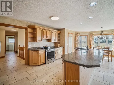 232 Eighth Road East Hamilton ON L8J 3M2