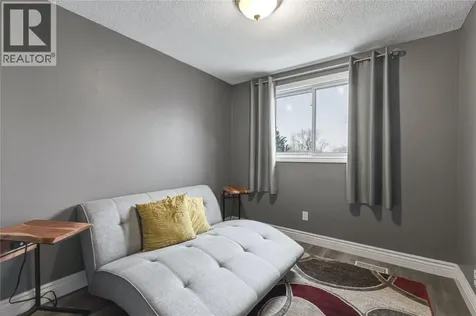 1103 Cardiff Court Sarnia ON N7S 4B6