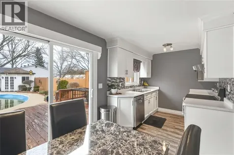 1103 Cardiff Court Sarnia ON N7S 4B6