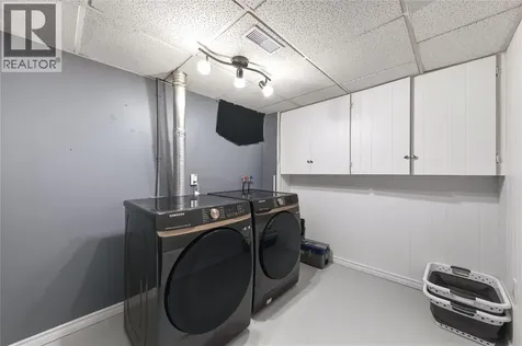 1103 Cardiff Court Sarnia ON N7S 4B6