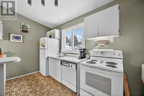 13 Harbour Street West Collingwood ON L9Y 5B4