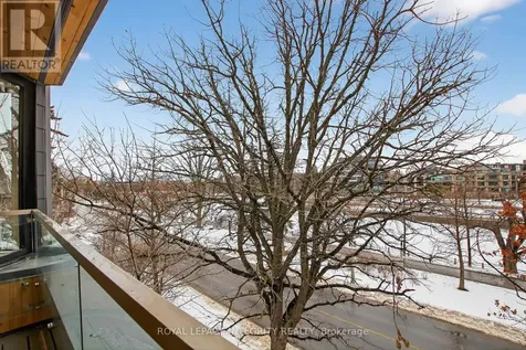 112 Queen Elizabeth Drive Ottawa ON K2P 0Z5