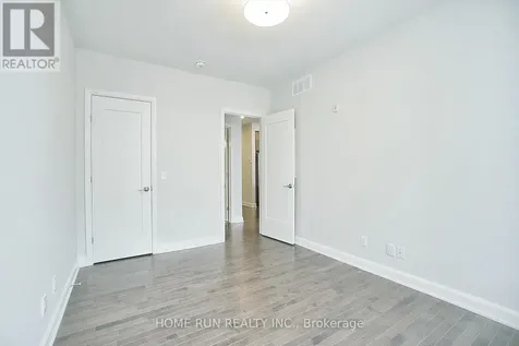 170 Boundstone Way Ottawa ON K2T 0M8