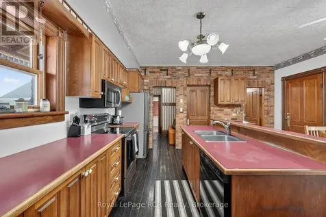 2553 County Road 42 Clearview ON L0M 1S0