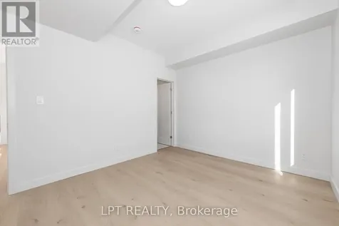 319 Shakespeare Street Ottawa ON K1L 5M1