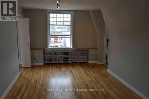 22-24 St Francis Street Ottawa ON K1Y 1W5