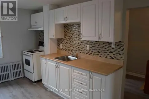 22-24 St Francis Street Ottawa ON K1Y 1W5