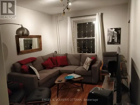 22-24 St Francis Street Ottawa ON K1Y 1W5