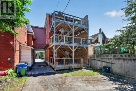 22-24 St Francis Street Ottawa ON K1Y 1W5