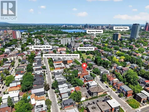 22-24 St Francis Street Ottawa ON K1Y 1W5