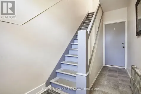 22-24 St Francis Street Ottawa ON K1Y 1W5