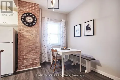 22-24 St Francis Street Ottawa ON K1Y 1W5