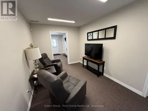 90 Linton Avenue Stratford ON N5A 0B1