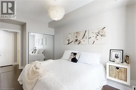 2470 Prince Michael Drive Oakville ON L6H 0G9