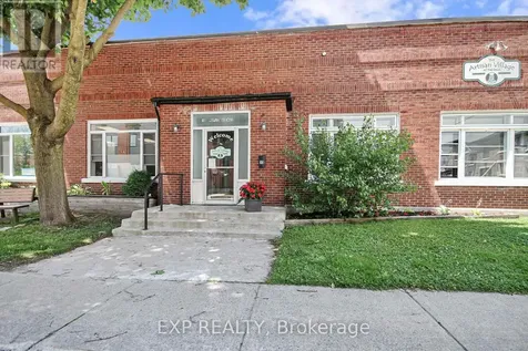 12 Maple Avenue Smiths Falls ON K7A 1Z5