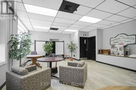 12 Maple Avenue Smiths Falls ON K7A 1Z5