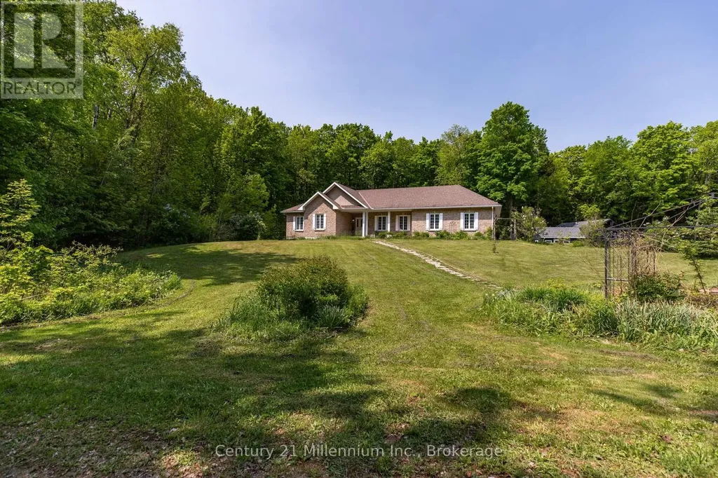 215319 Concession 4 Chatsworth ON N0H 2V0