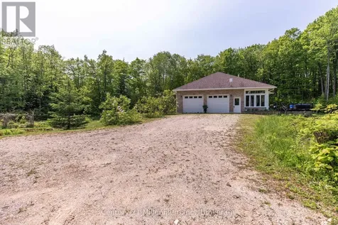 215319 Concession 4 Chatsworth ON N0H 2V0