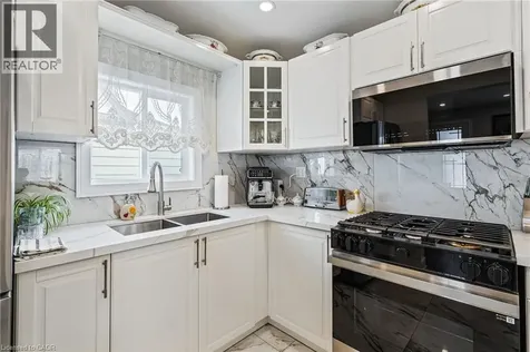4456 Sixth Avenue Niagara Falls ON L2E 4T1
