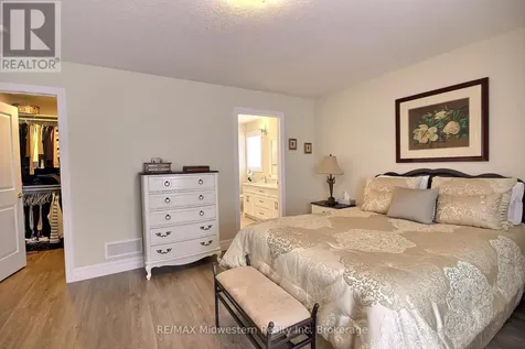 1095 Kincaid Street West North Perth (elma) ON N4W 0J8