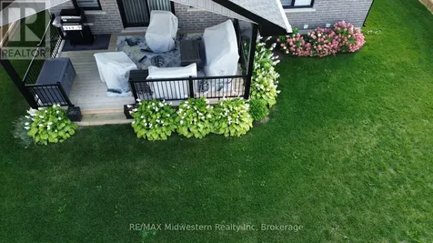 1095 Kincaid Street West North Perth (elma) ON N4W 0J8