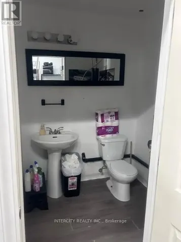 10385 Weston Road Vaughan ON L4H 3T4