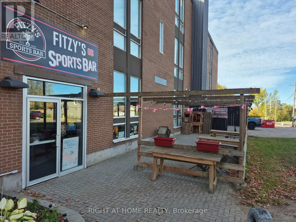 150 Peter Street Pembroke ON K8A 0G3