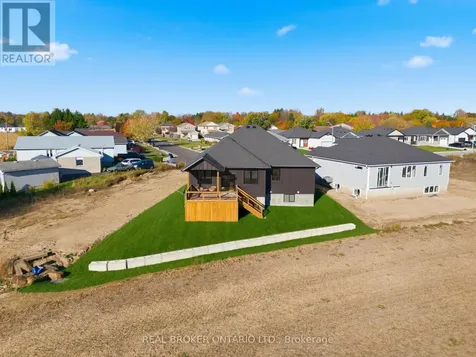 48 Rebecca Drive Aylmer ON N5H 0A1