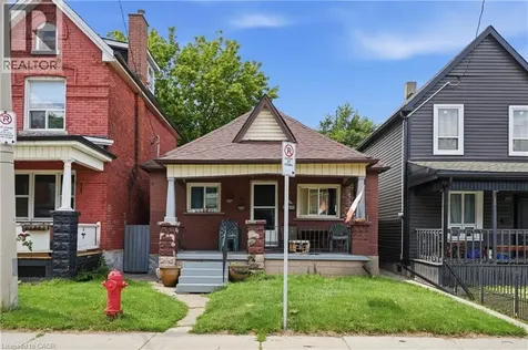 121 Gibson Avenue Hamilton ON L8L 6J9
