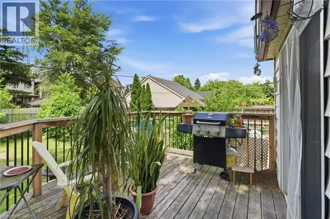 121 Gibson Avenue Hamilton ON L8L 6J9